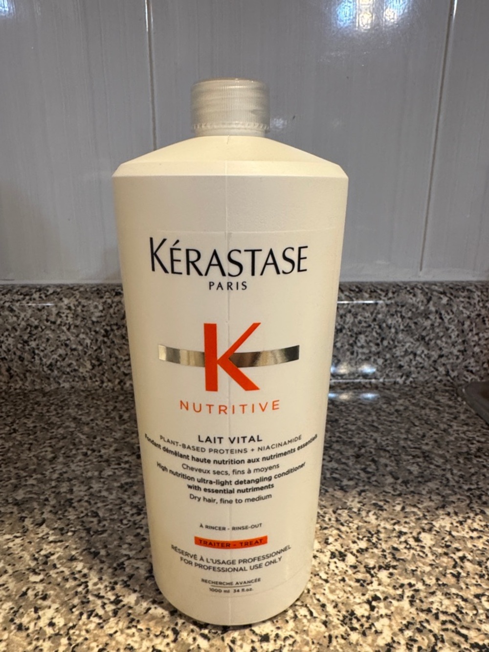 Kérastase Nutritive Lait Vital Conditioner - Cream, Orange Accents